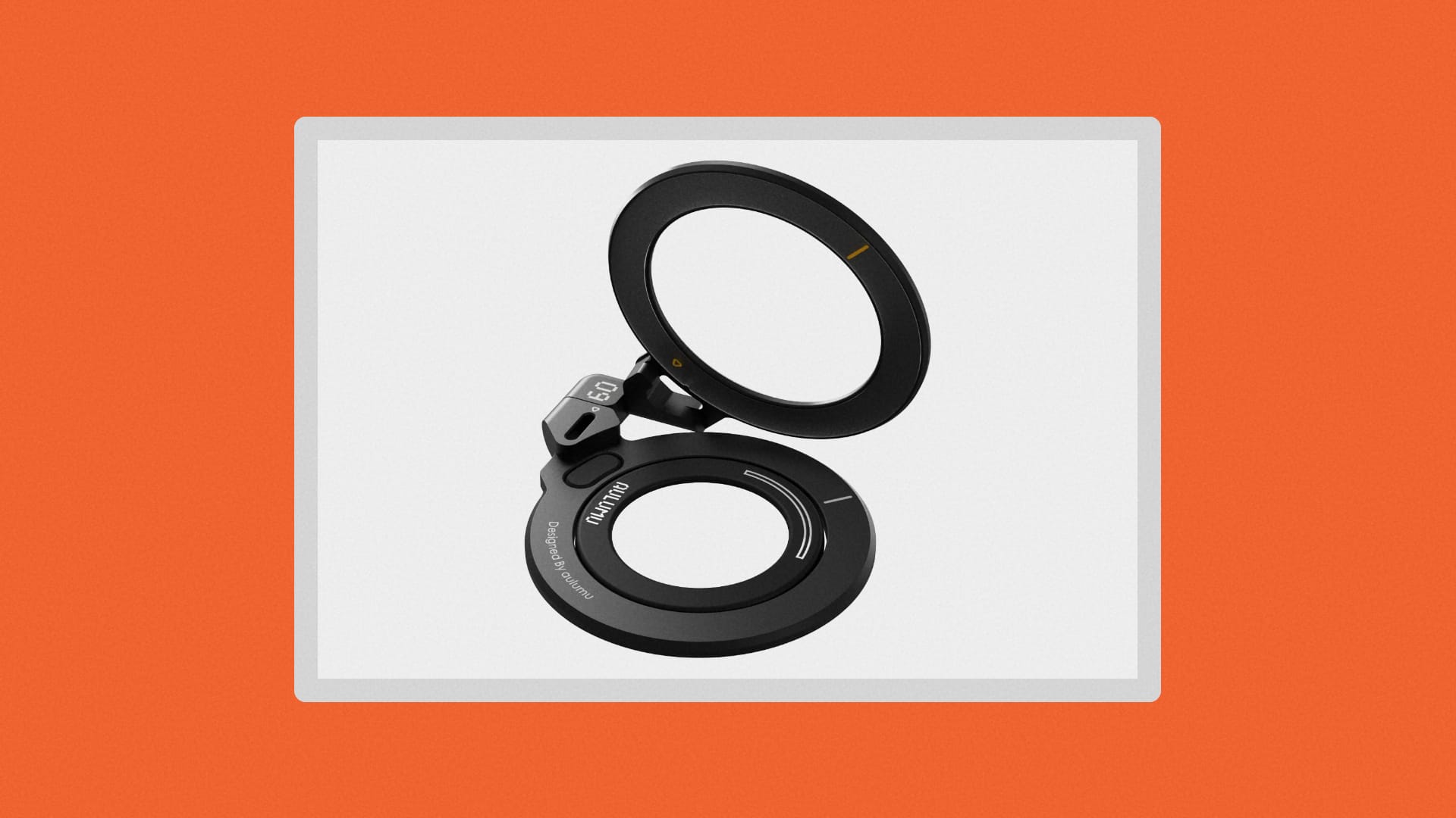 Aulumu stand in black on a white background.